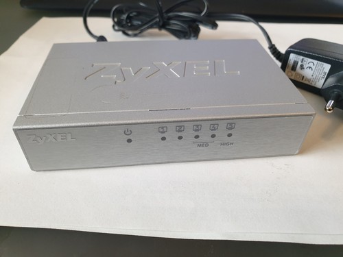 Zyxel 105b 5 - zyxel,